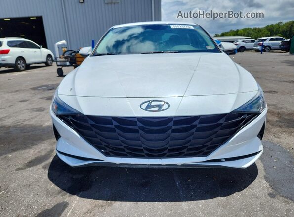 5NPLM4AG4MH025822 2021 HYUNDAI ELANTRA White Դիմացի տեսք