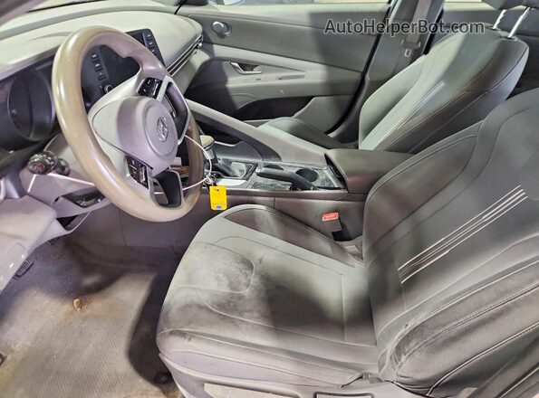 5NPLM4AG5MH008625 2021 HYUNDAI ELANTRA White წინა სალონის ხედი