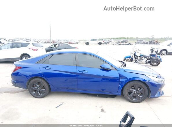 5NPLM4AG8MH023698 2021 HYUNDAI ELANTRA Синий Вид задней части салона