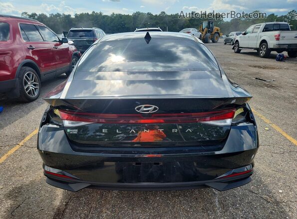 5NPLM4AG8PH104611 2023 HYUNDAI ELANTRA Black Rear view