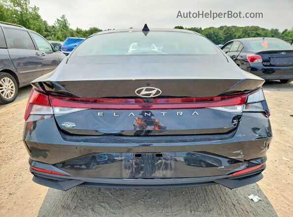 5NPLM4AG9NH075441 2022 HYUNDAI ELANTRA Black Вид ззаду