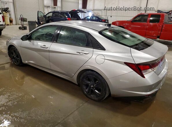 5NPLM4AG9NH077349 2022 HYUNDAI ELANTRA Silver Trasero izquierdo