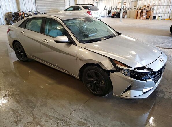 5NPLM4AG9NH077349 2022 HYUNDAI ELANTRA Silver Delantero derecho