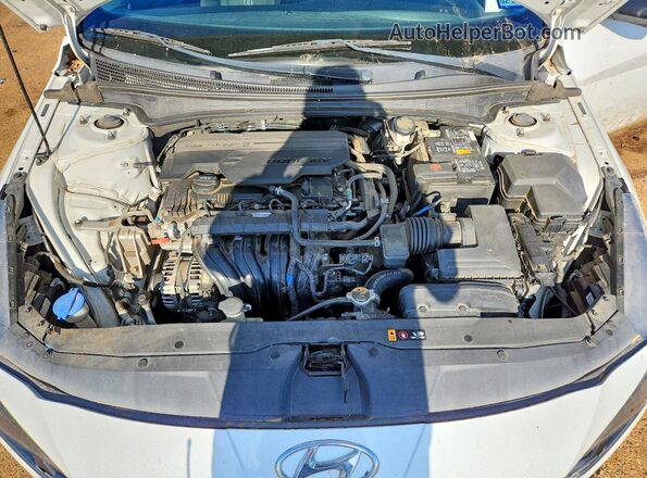 5NPLN4AG3MH019992 2021 HYUNDAI ELANTRA White Vista interior trasera