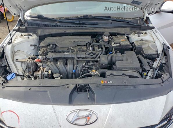 5NPLN4AG5MH022277 2021 HYUNDAI ELANTRA White Սալոնի հետևի տեսք