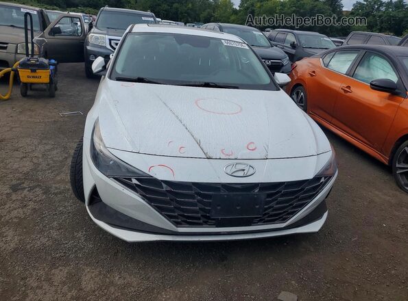 5NPLN4AG5MH022277 2021 HYUNDAI ELANTRA White Դիմացի տեսք