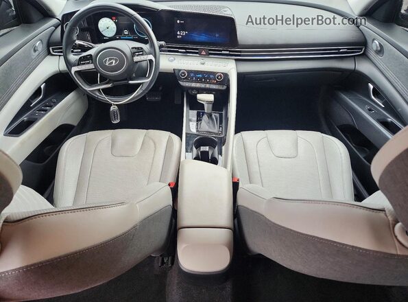 5NPLP4AG4MH000863 2021 HYUNDAI ELANTRA Black Dashboard view