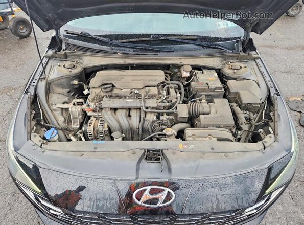 5NPLP4AG4MH000863 2021 HYUNDAI ELANTRA Black Rear interior view