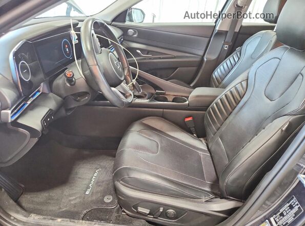 5NPLP4AG8NH077737 2022 HYUNDAI ELANTRA Угольный Вид салона спереди