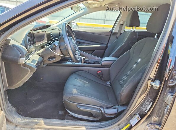 5NPLS4AG4MH017841 2021 HYUNDAI ELANTRA Black Front interior view