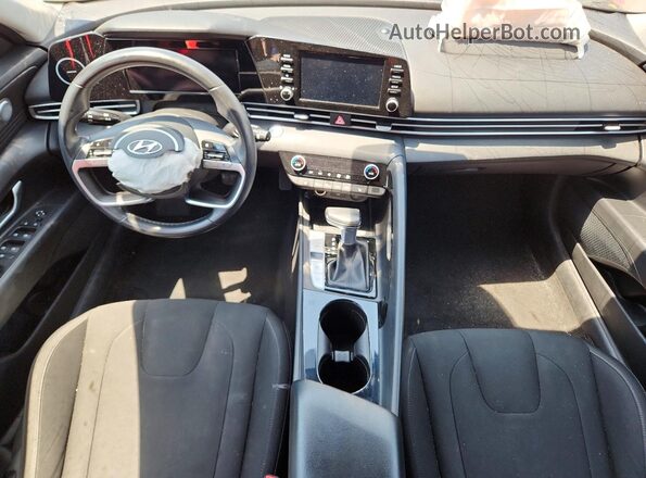 5NPLS4AG9MH041262 2021 HYUNDAI ELANTRA Red Dashboard view
