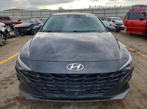 5NPLS4AG9NH054255 2022 HYUNDAI ELANTRA Black Вид спереду