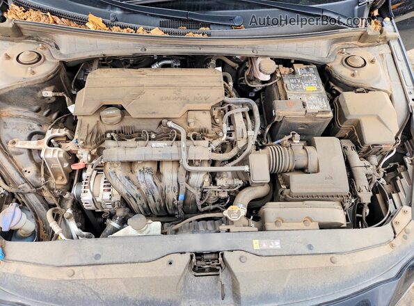 5NPLS4AG9NH054255 2022 HYUNDAI ELANTRA Black Вид задньої частини салону