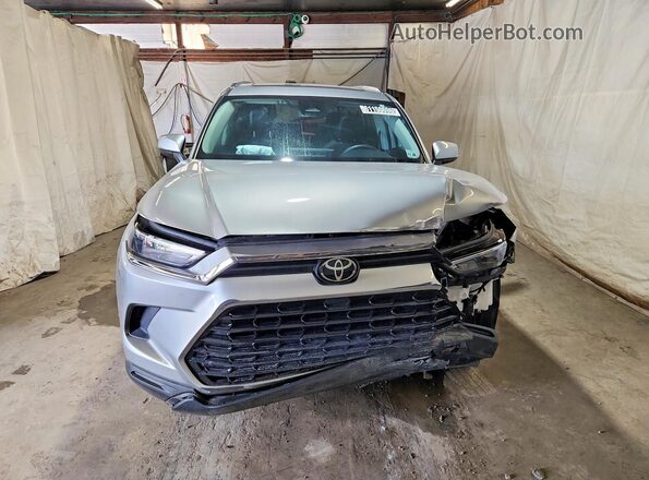 5TDAAAB58RS024508 2024 TOYOTA GRAND Silver Vista frontal
