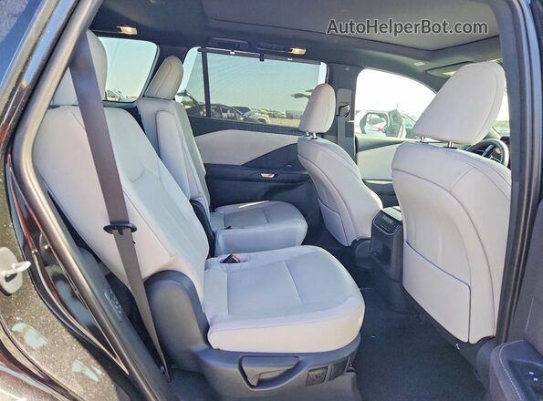 5TDAAAB62TS059190 2026 LEXUS TX Black Vista interior trasera