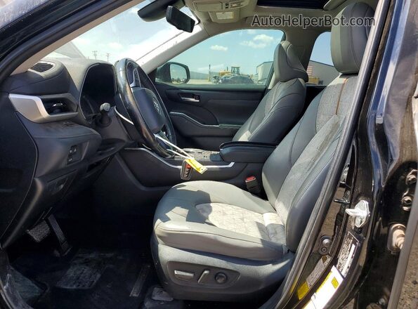 5TDAARAH1NS514860 2022 TOYOTA HIGHLANDER Black Dashboard view