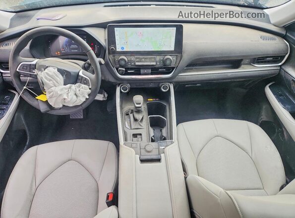 5TDACAB54SS055092 2025 TOYOTA GRAND Blue Vista del salpicadero