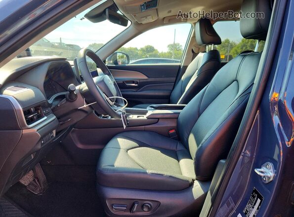 5TDACAB55SS048068 2025 TOYOTA GRAND Blue Front interior view