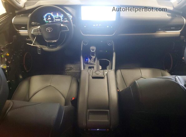 5TDACAB56TS110899 2026 TOYOTA GRAND Gray Вид панелі приладів