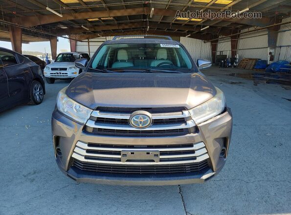 5TDBGRFHXHS030606 2017 TOYOTA HIGHLANDER Gray Widok z przodu