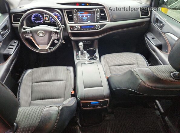 5TDBZRFH4JS915108 2018 TOYOTA HIGHLANDER Gray Առջևի վահանակի տեսք