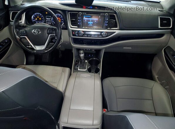 5TDBZRFH5HS378694 2017 TOYOTA HIGHLANDER White Widok deski rozdzielczej