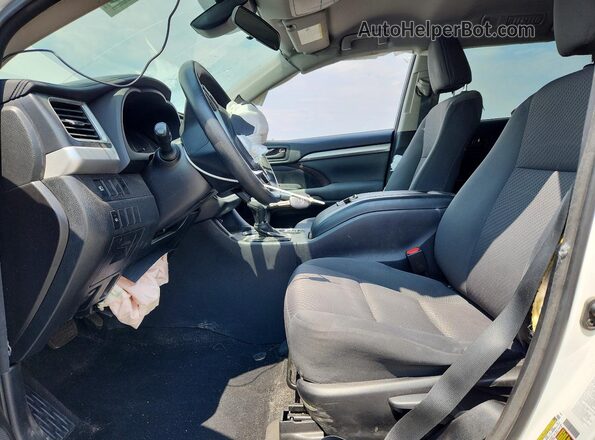 5TDBZRFH8JS800494 2018 TOYOTA HIGHLANDER White Vista interior delantera
