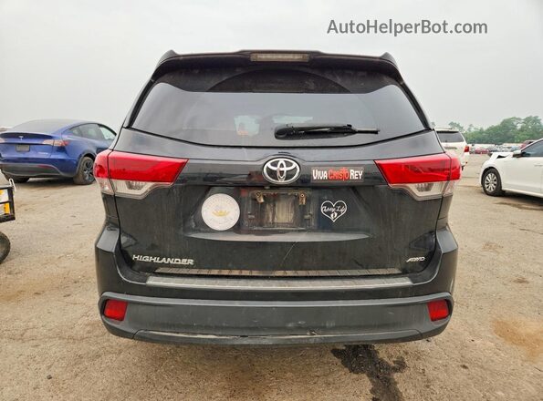 5TDBZRFH9KS935940 2019 TOYOTA HIGHLANDER Black Widok z tyłu