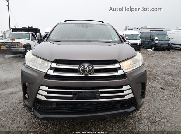 5TDBZRFHXHS371336 2017 TOYOTA HIGHLANDER Green Սարքավորումների վահանակի տեսք