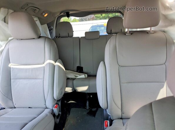 5TDDK3DC2GS137742 2016 TOYOTA SIENNA Черный Вид задних сидений