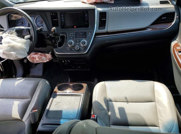 5TDDK3DC2GS137742 2016 TOYOTA SIENNA Черный Вид панели приборов