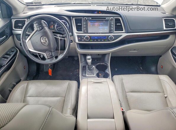 5TDDKRFH3GS237828 2016 TOYOTA HIGHLANDER Silver Widok deski rozdzielczej