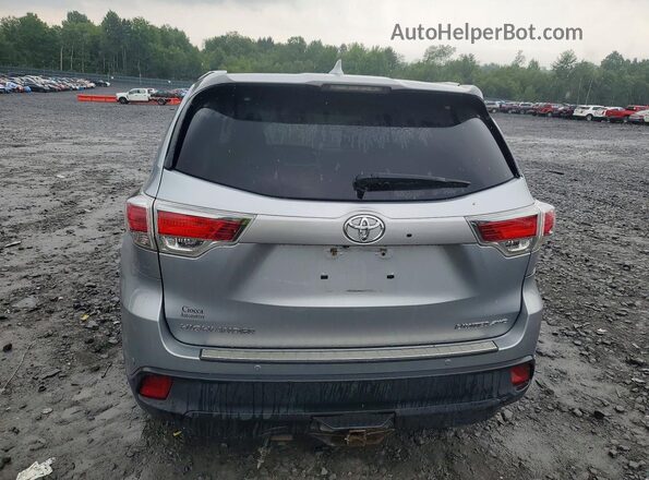 5TDDKRFH3GS237828 2016 TOYOTA HIGHLANDER Silver Widok z tyłu