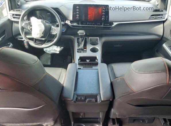 5TDDRKEC8MS059032 2021 TOYOTA SIENNA Gray Widok deski rozdzielczej