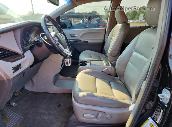 5TDDZ3DC4HS159125 2017 TOYOTA SIENNA Black Front interior view