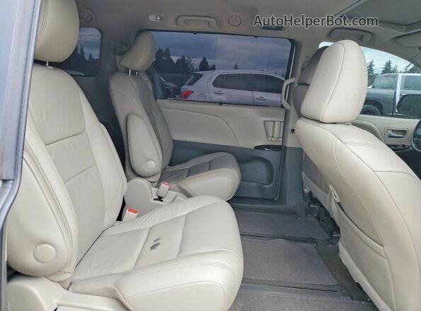 5TDDZ3DC8HS150654 2017 TOYOTA SIENNA White Rear interior view