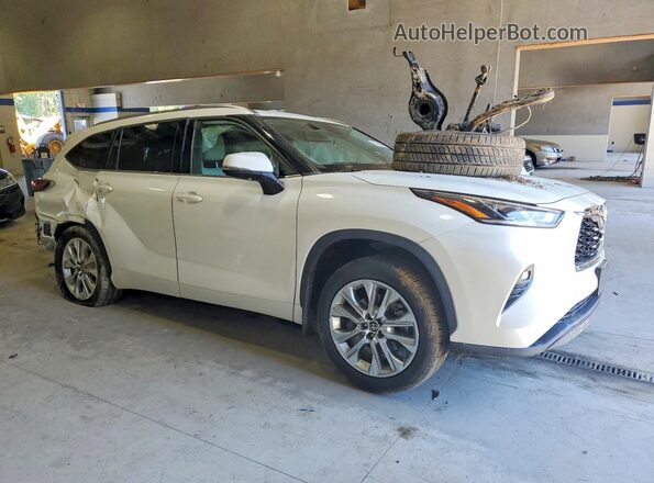 5TDDZRBH8MS064479 2021 TOYOTA HIGHLANDER White Передня права чверть