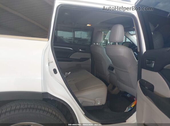 5TDDZRFH0JS865185 2018 TOYOTA HIGHLANDER White Widok naklejki z numerem VIN