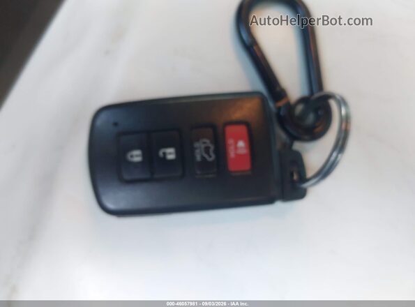 5TDDZRFH0JS865185 2018 TOYOTA HIGHLANDER White Widok deski rozdzielczej