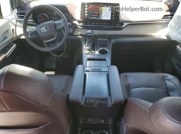 5TDERKEC4NS109768 2022 TOYOTA SIENNA Черный Вид панели приборов
