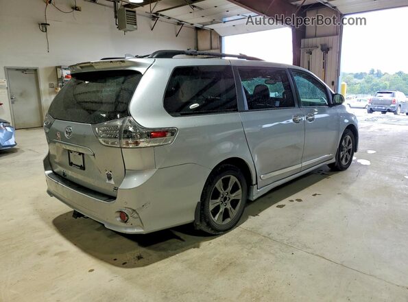 5TDEZ3DC7LS228452 2020 TOYOTA SIENNA Silver Rear right
