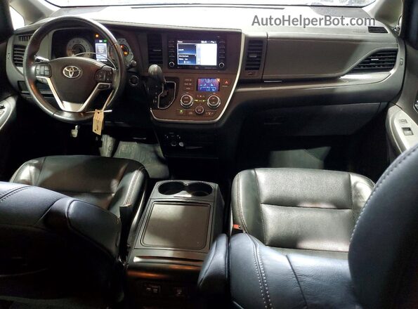 5TDEZ3DC7LS228452 2020 TOYOTA SIENNA Silver Dashboard view