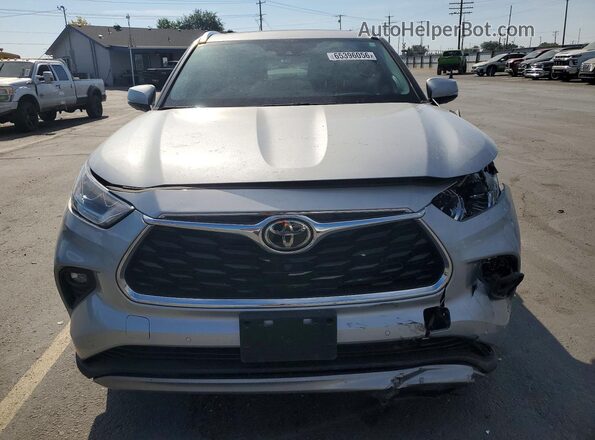 5TDFZRBH1NS170492 2022 TOYOTA HIGHLANDER Silver Դիմացի տեսք
