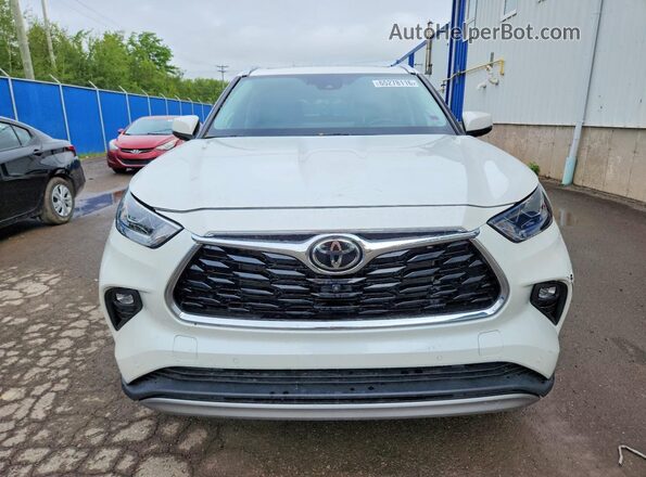 5TDFZRBH2MS129156 2021 TOYOTA HIGHLANDER White Vista frontal