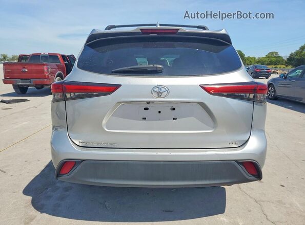 5TDGZRAH6LS512067 2020 TOYOTA HIGHLANDER Silver Front interior view