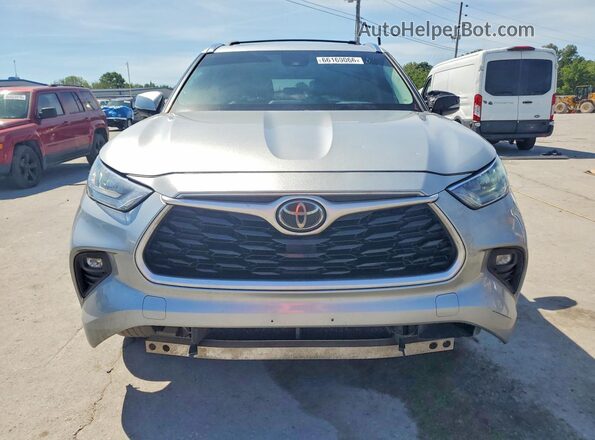 5TDGZRAH6LS512067 2020 TOYOTA HIGHLANDER Silver Rear view