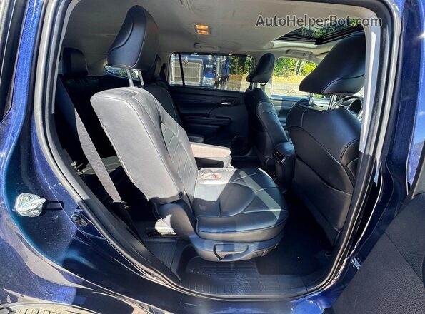 5TDGZRBH0MS545615 2021 TOYOTA HIGHLANDER Blue Widok wnętrza z przodu