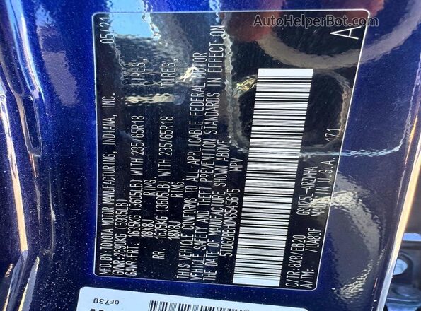 5TDGZRBH0MS545615 2021 TOYOTA HIGHLANDER Blue Widok wnętrza z tyłu