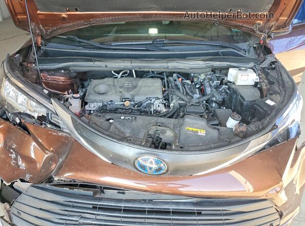 5TDJRKEC8MS019794 2021 TOYOTA SIENNA Brown ძრავის განყოფილების ხედი