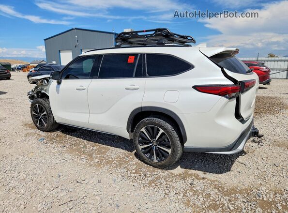 5TDJZRBH9MS083075 2021 TOYOTA HIGHLANDER Белый Задняя левая четверть